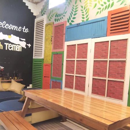 Rumah Teman Hostel Semarang Exterior foto