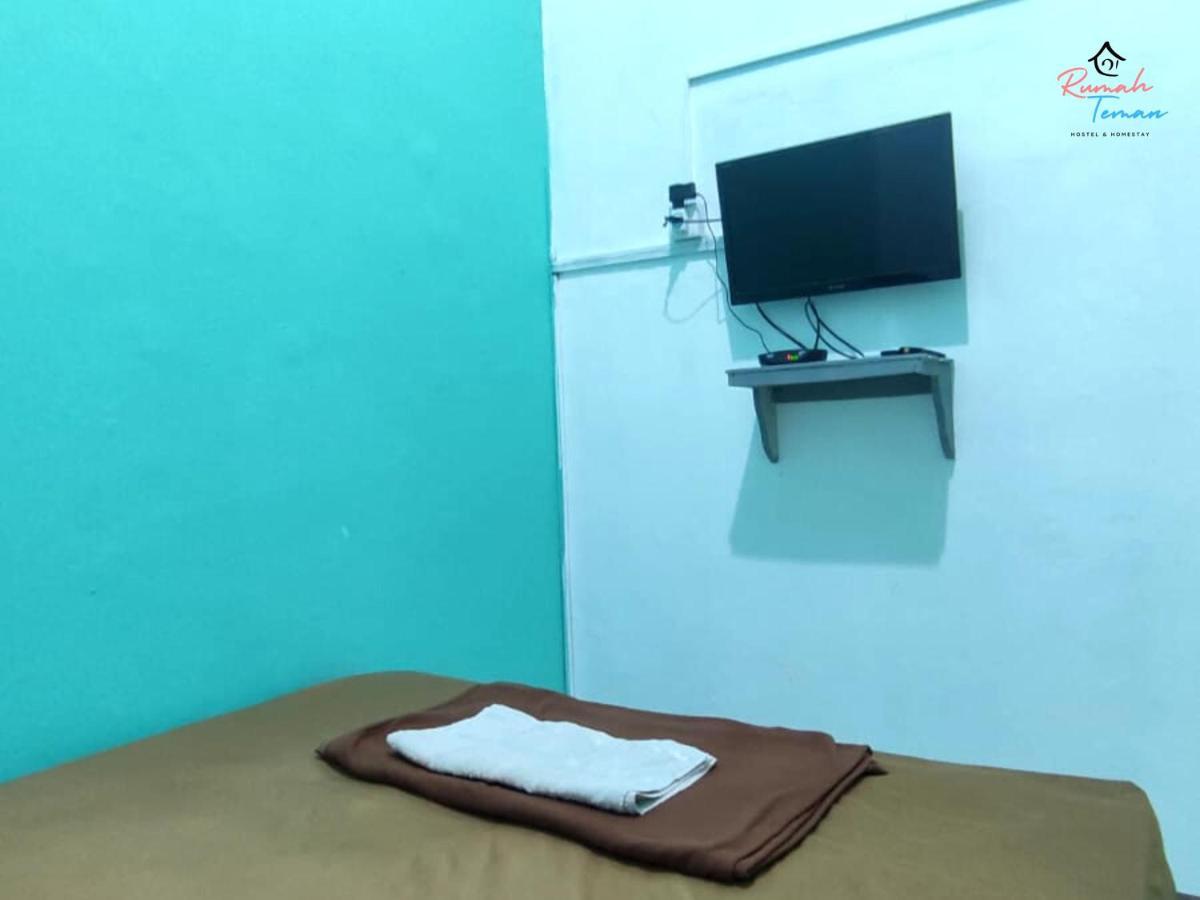 Rumah Teman Hostel Semarang Exterior foto